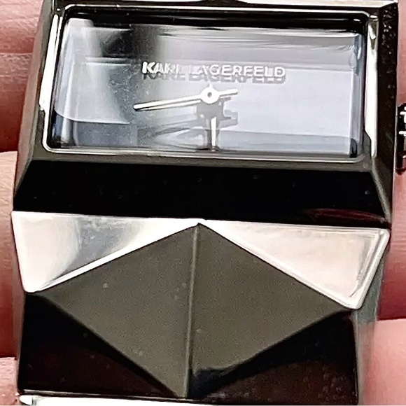 Karl Lagerfeld SS Watch Gunmetal Small 6” or less Pyramid shapes NWT Unisex - Picture 4 of 16